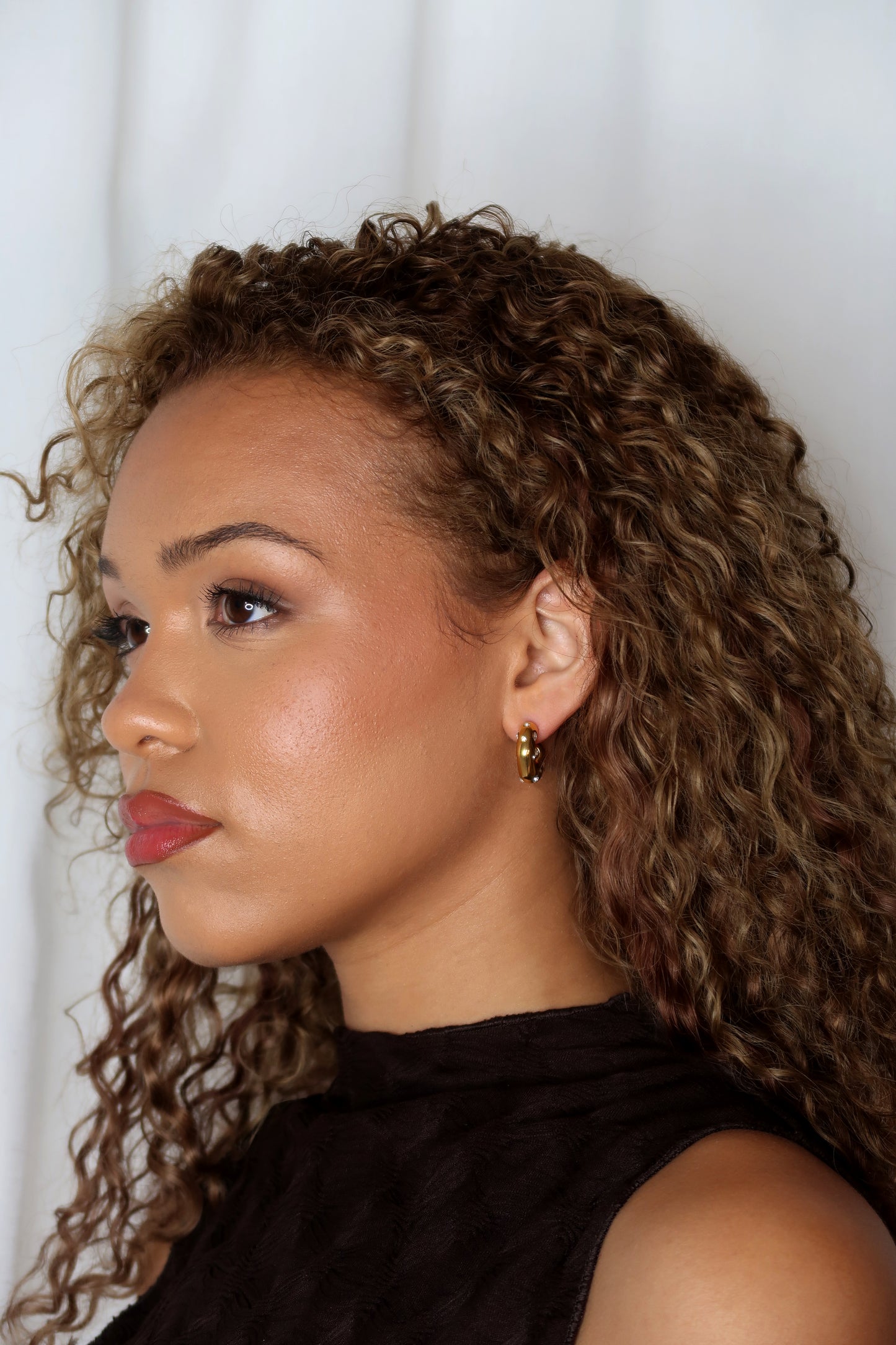 Nola Crystal Embellished Irregular Shaped Hoop Earrings Gold/Silver