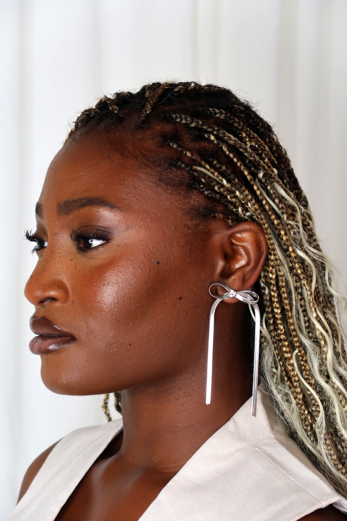 Alina Oversized Bow Earrings