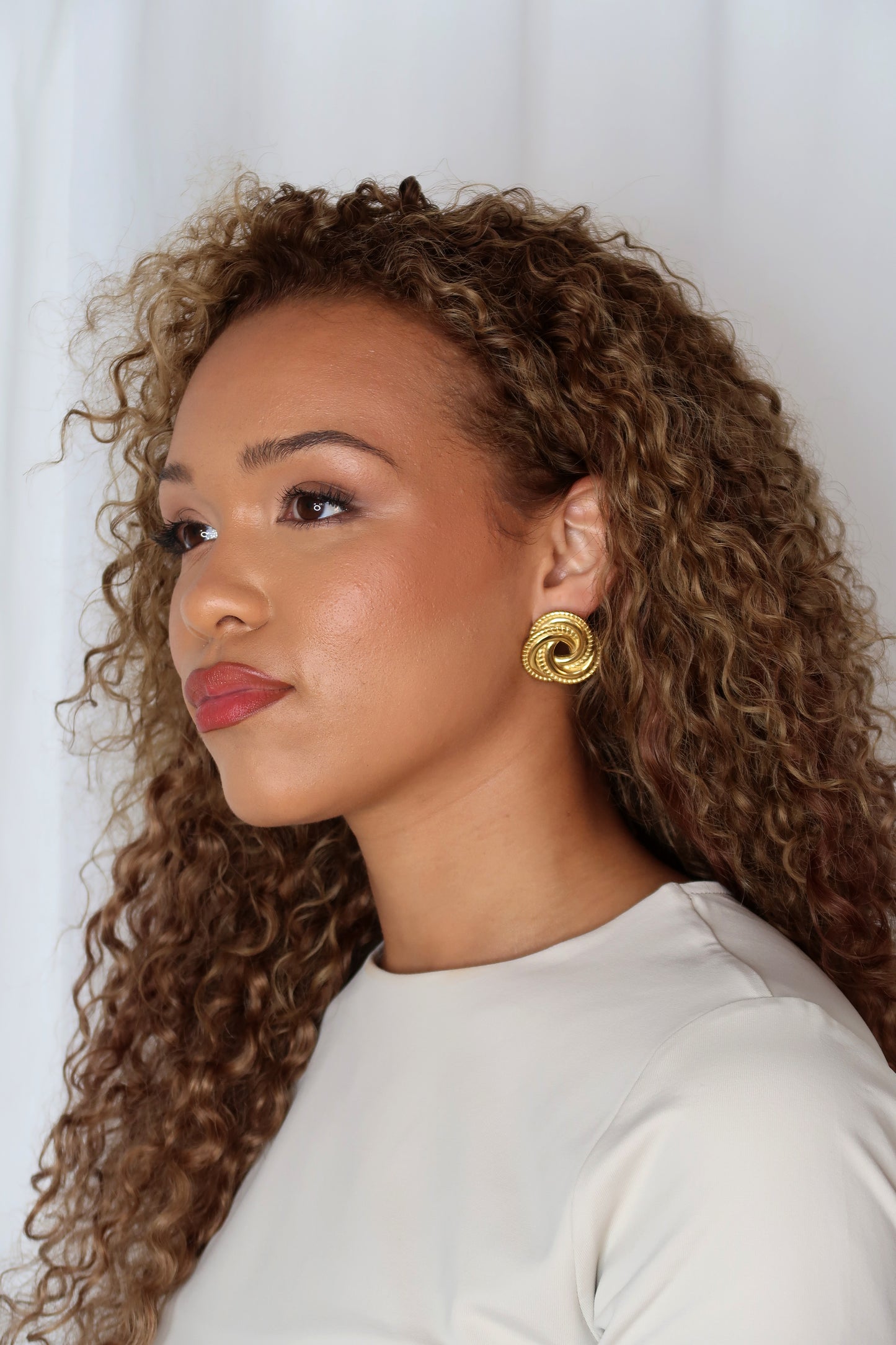 Yara Oversized Knot Detail Earrings