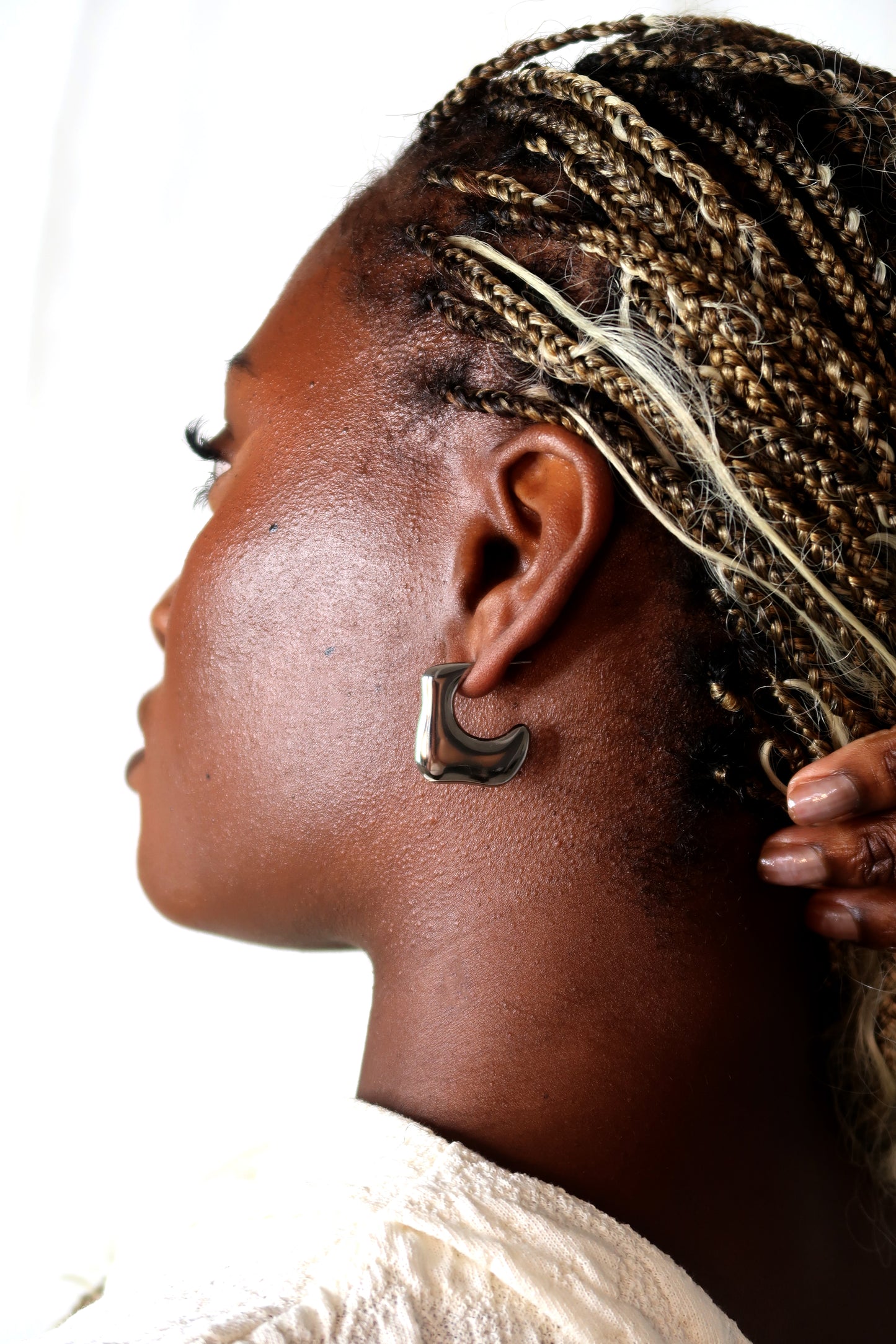 Mila Wavy Hoop Stud Earrings Gold/Silver