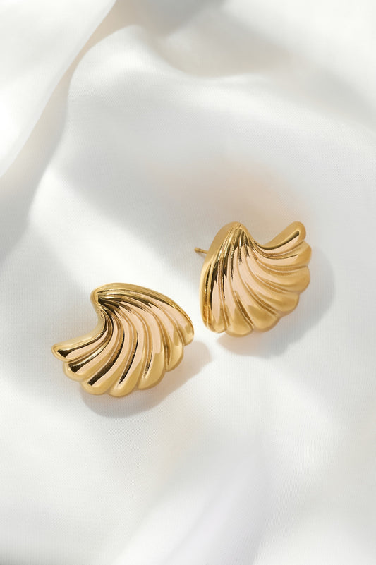 Aria Shell Detail Stud Earrings